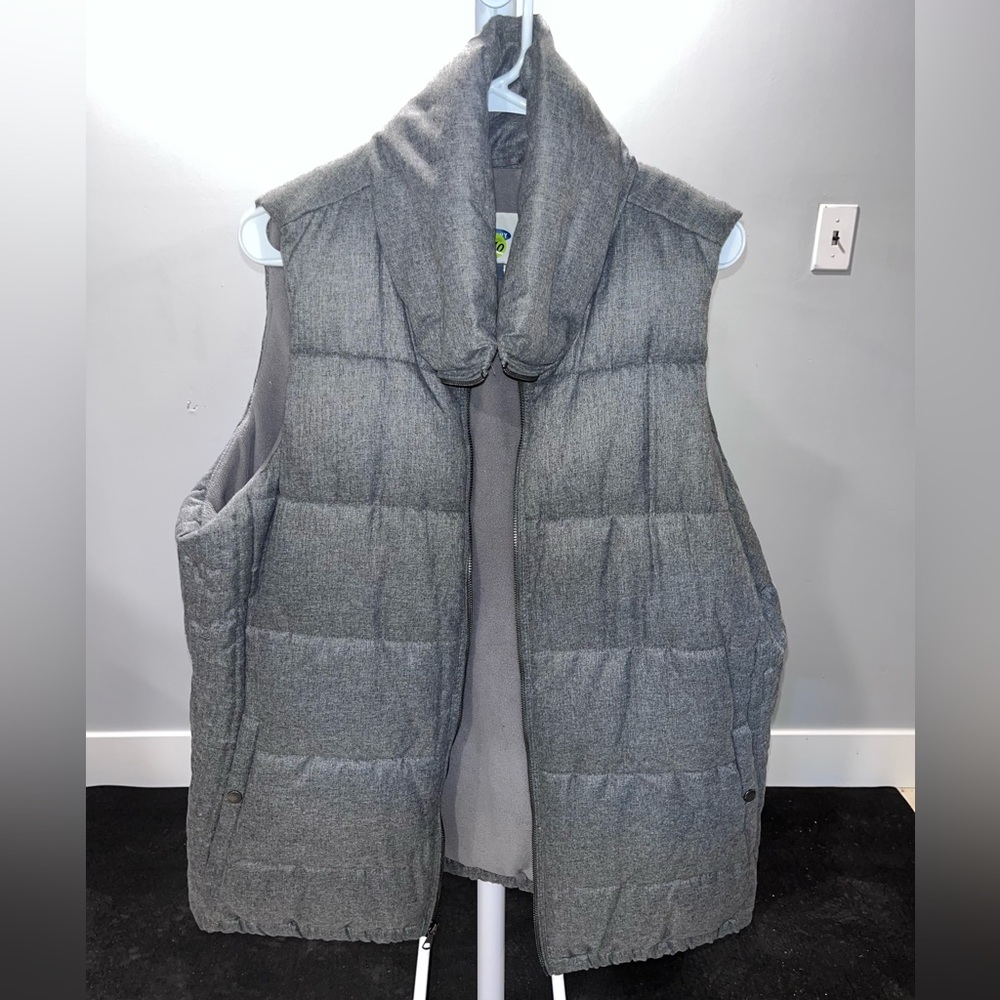 Old Navy Gray Puffer Vest